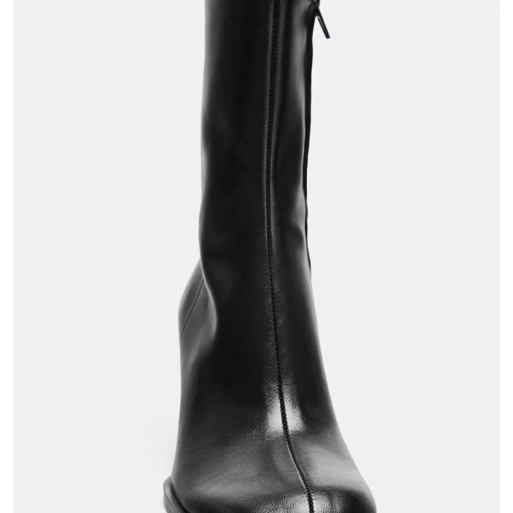 Zara 7.5 EUC like NEW Black Block Heel Ankle Boots - Picture 3 of 5
